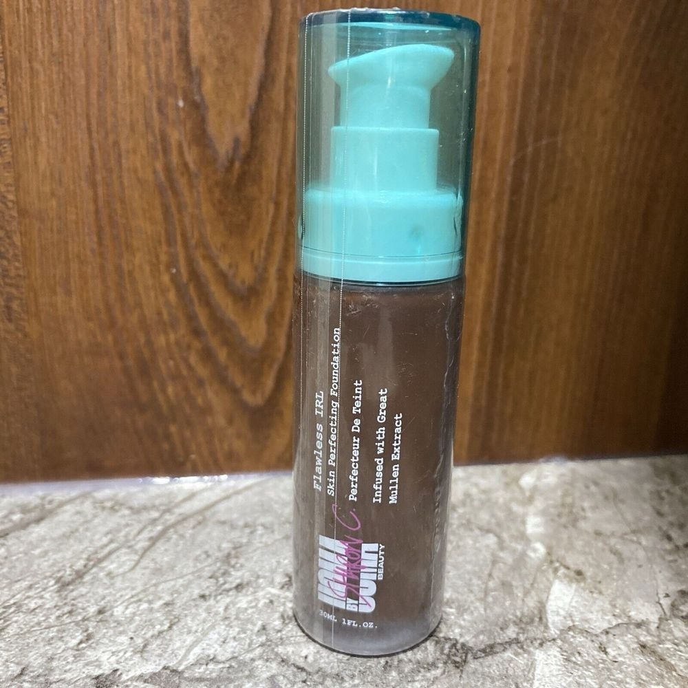 Uoma by Sharon C Flawless IRL Skin‎ Perfecting Foundation, Black Pearl T2